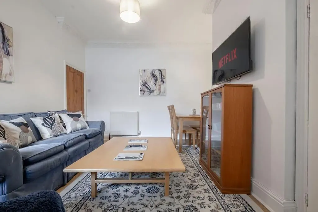 Апартаменты Cosy Flat,Great Location&Parking Ньюкасл-апон-Тайн 0*,  Великобритания