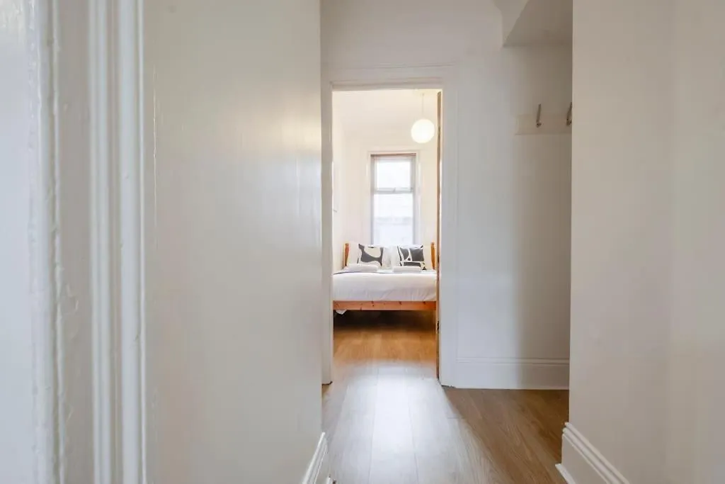 Апартаменты Cosy Flat,Great Location&Parking Ньюкасл-апон-Тайн