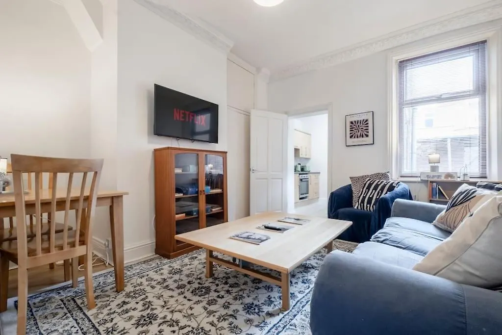 Апартаменты Cosy Flat,Great Location&Parking Ньюкасл-апон-Тайн Великобритания